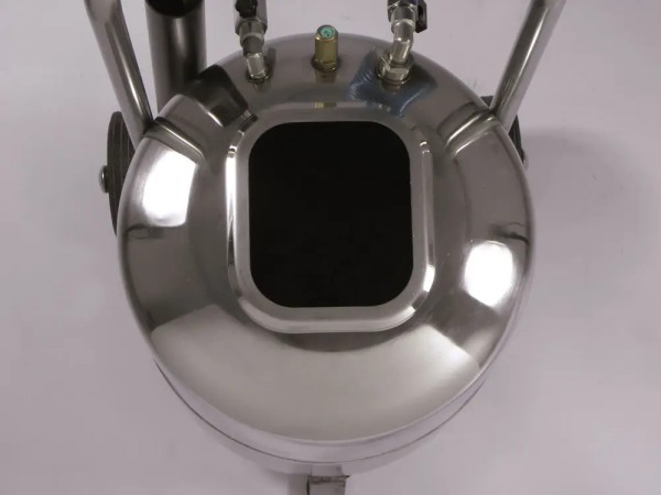 Schaumgerät Edelstahl 36 Liter Einfüllöffnung
