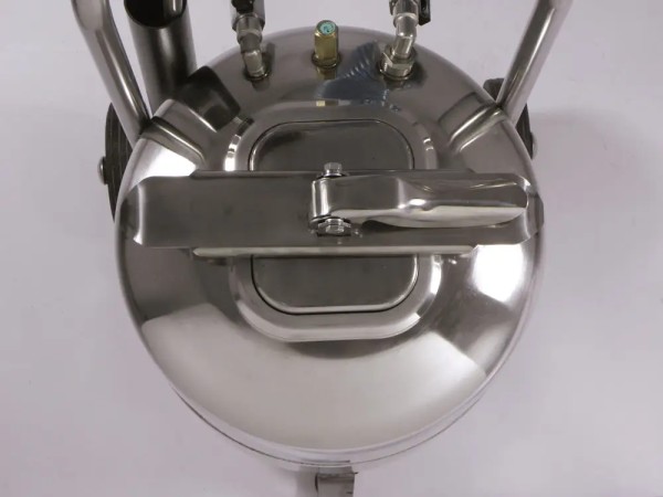 Schaumgerät Edelstahl 36 Liter Verschlusskappe