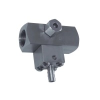 Edelstahl Chemieinjektor 3/8'' mit Dosierschraube Edelstahl Chemieinjektor 3/8'' mit Dosierschraube