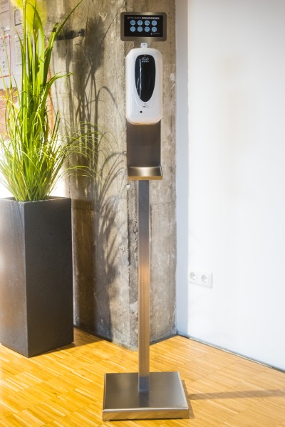 Desinfektionssäule Sensor HM24 Care mit Ständer