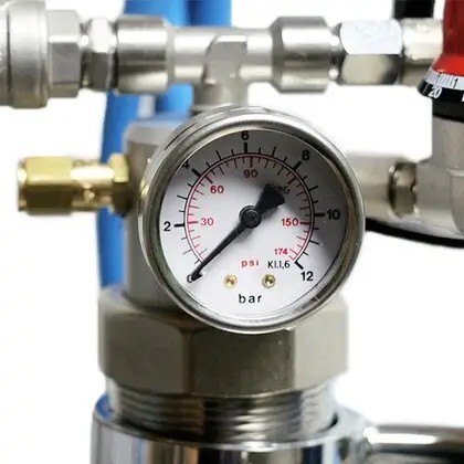 Druckanzeige Edelstahl Schaumsprühgerät - 24 Liter - Nahaufnahme
